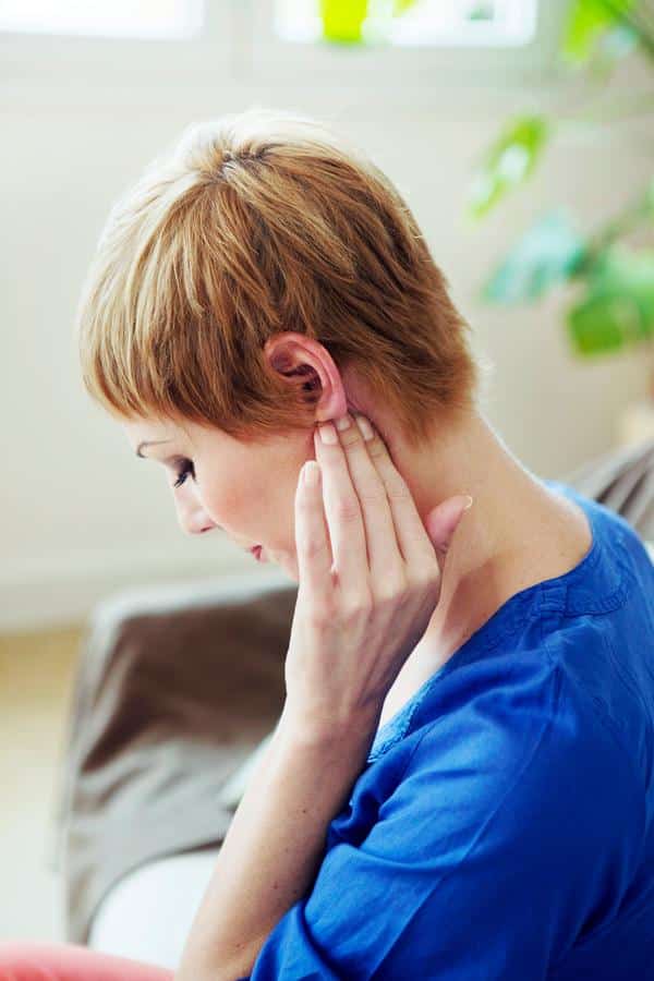 1760111431_woman-ear-ache- Ear Balance and Dizziness in Richmond, VA